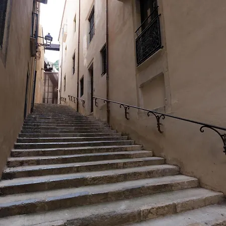 Bravissimo Vivaldi 3c, Monthly Appartement