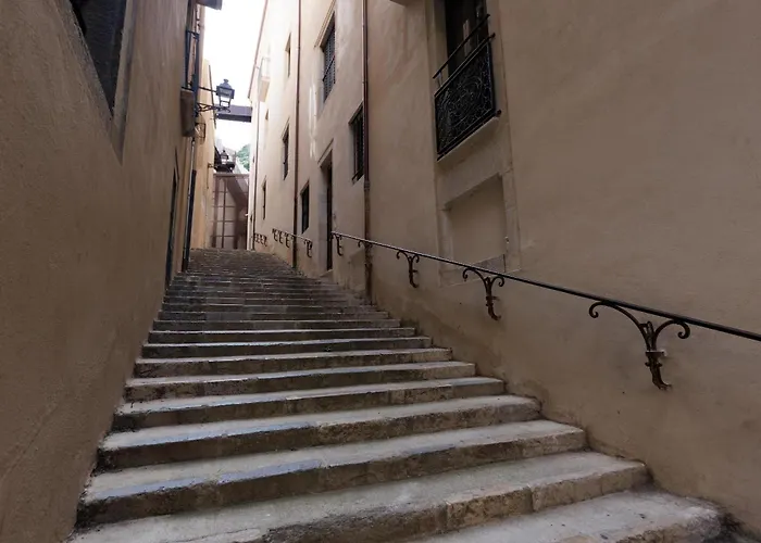 Bravissimo Vivaldi 3c, Monthly Apartament